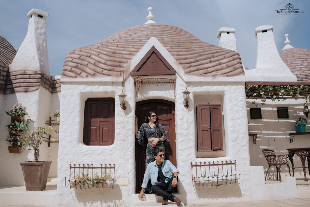 Pre-wedding photographer for natural and comfortable couple photoshoot